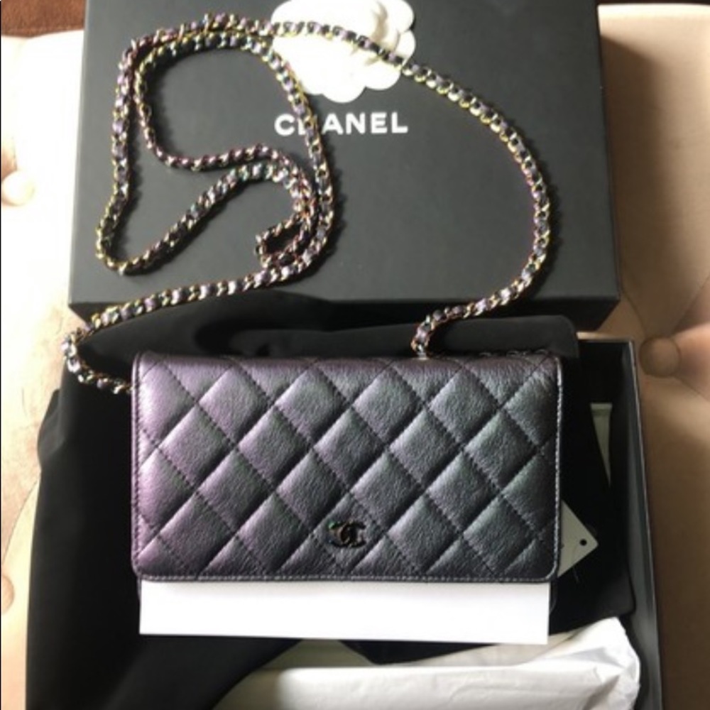 ❤️HP❤️UNICORN CHANEL MERMAID IRIDESCENT RAINBOW HARDWARE WOC -SEASON 2016 CRUISE - Picture 3 of 16